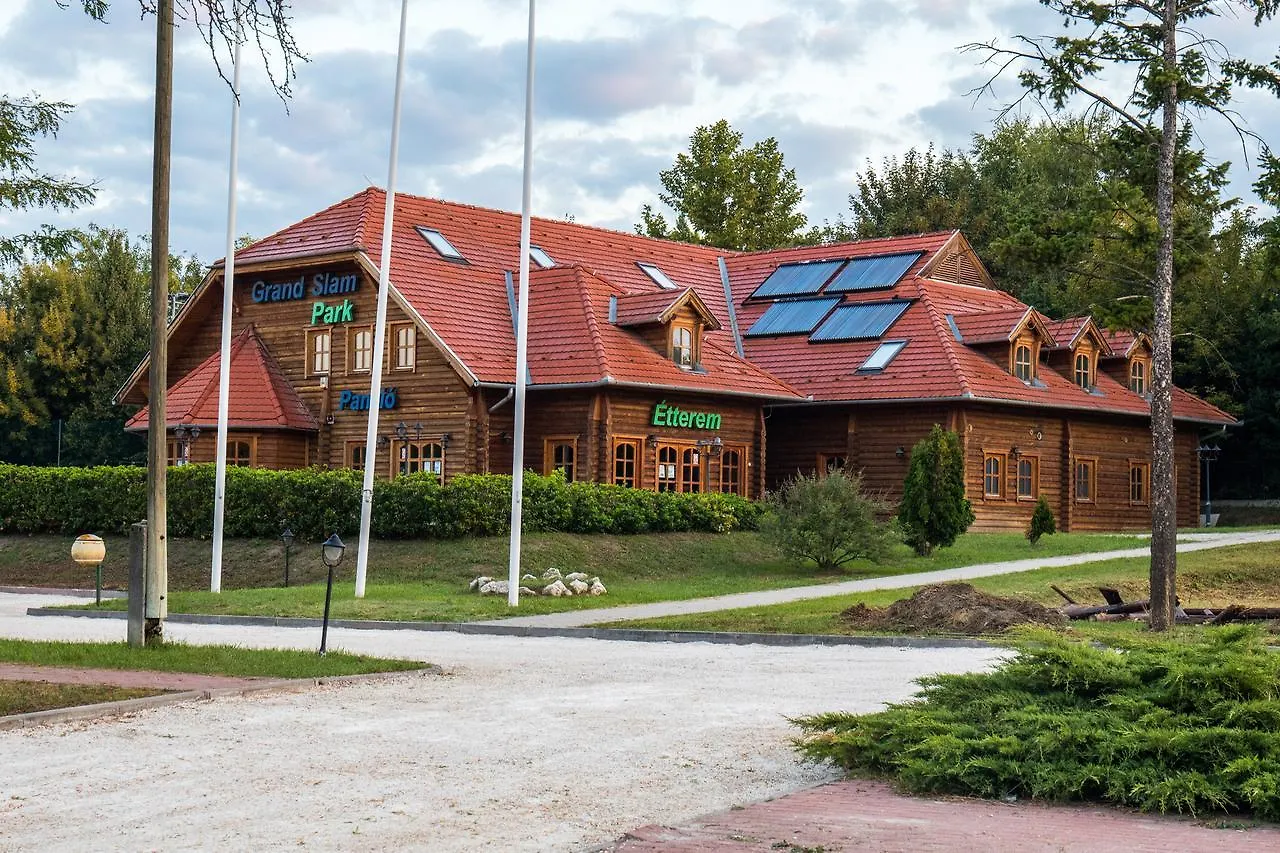 Grand Slam Park Inn Budapest 3*,  Magyarország